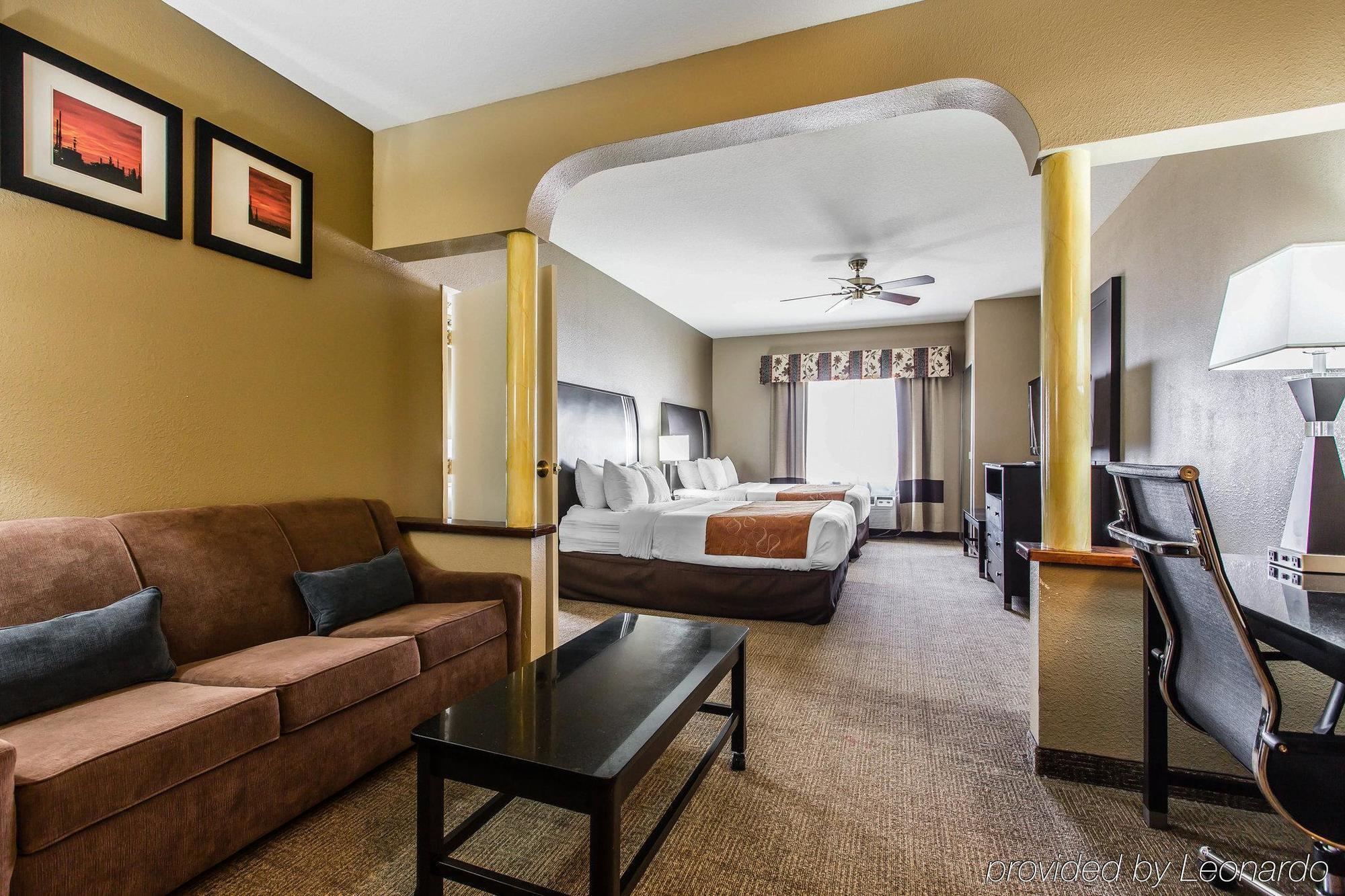 Comfort Suites Бейкерсфілд Екстер'єр фото