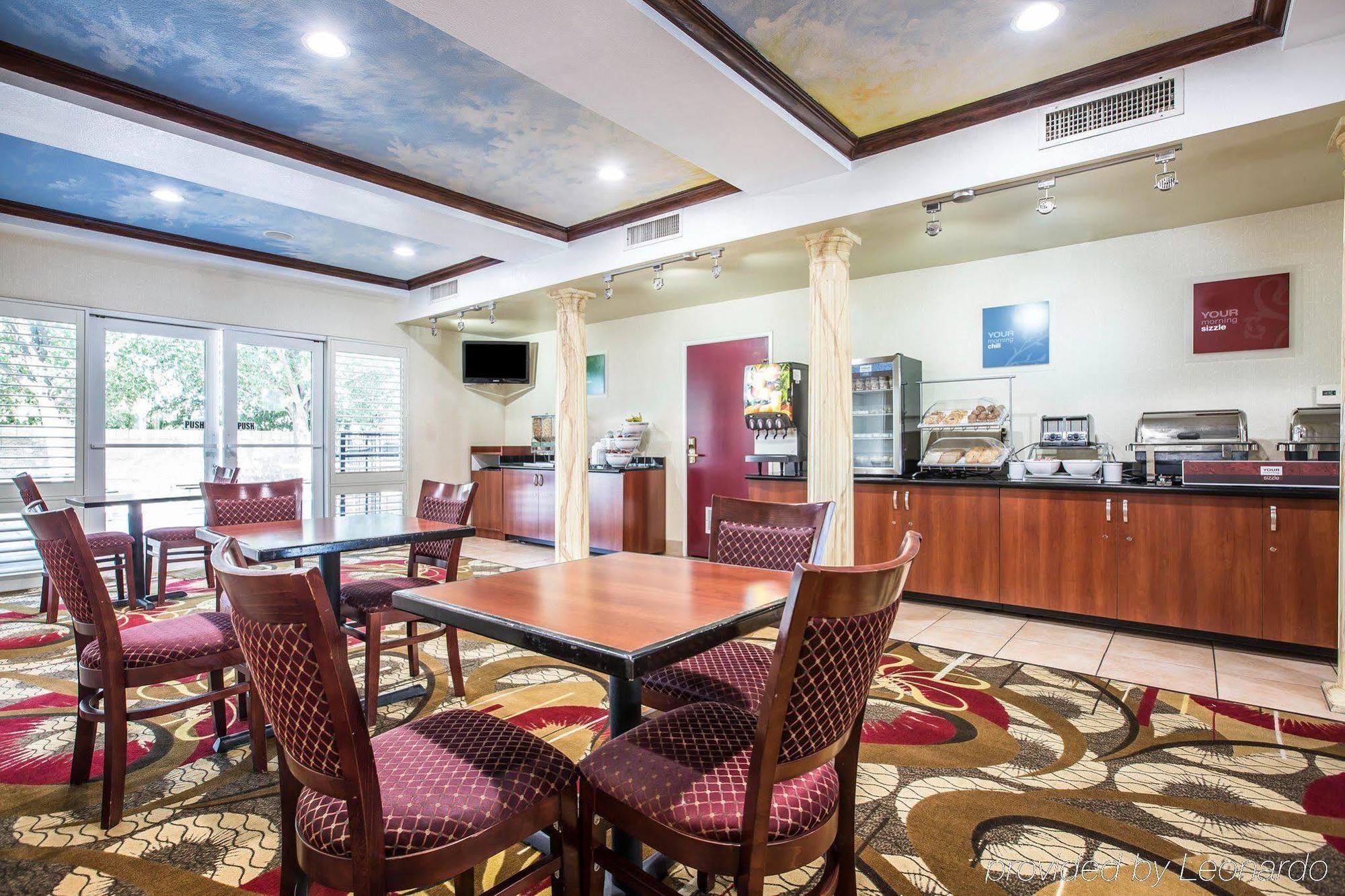 Comfort Suites Бейкерсфілд Екстер'єр фото